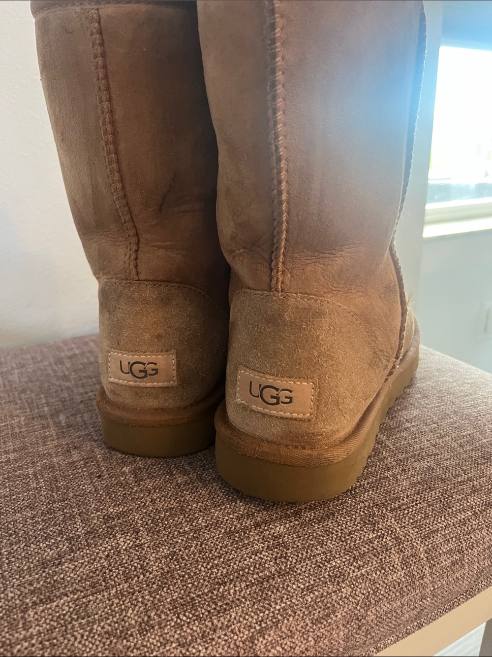 UGG boot womens size 9 in very good condition